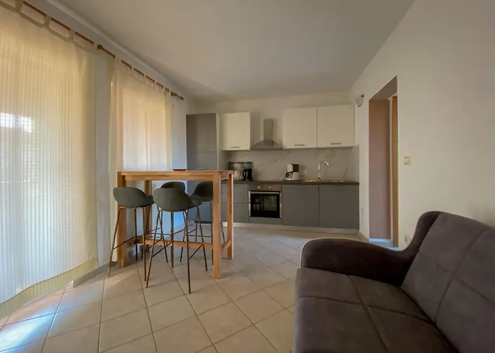 Apartment David One *